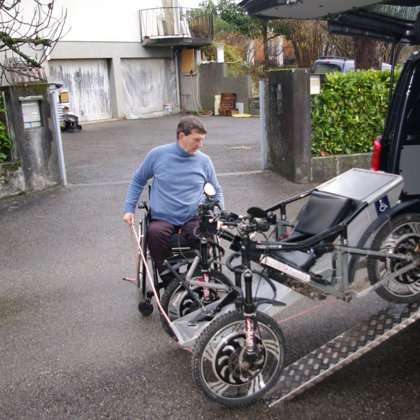 Déchargement du Vito de la Cocinelle FTT 